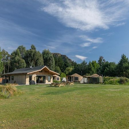 Oasis Yurt Lodge Wanaka Exterior photo