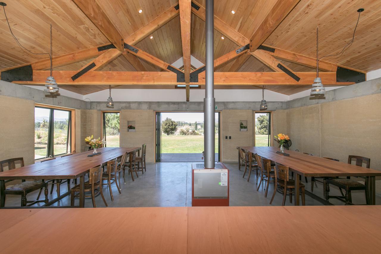 Oasis Yurt Lodge Wanaka Exterior photo