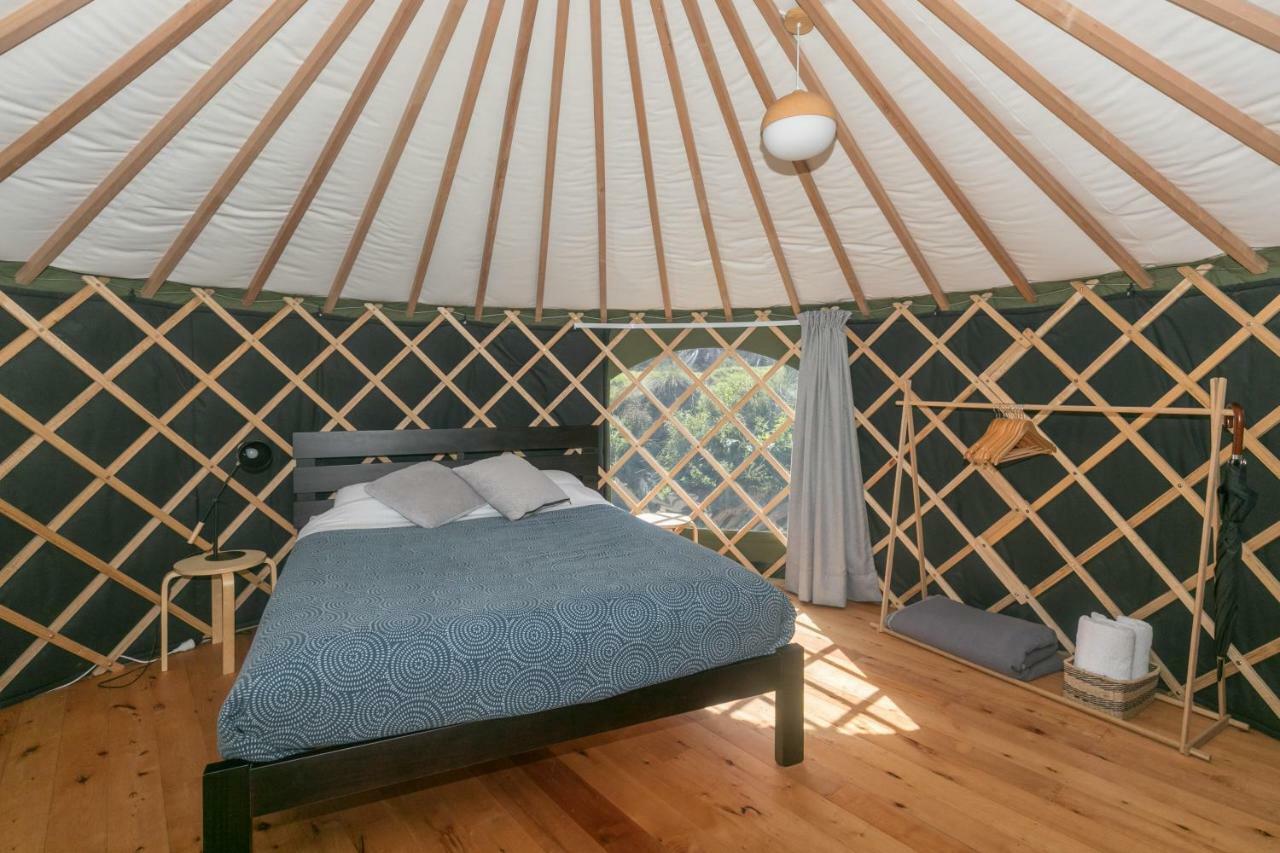 Oasis Yurt Lodge Wanaka Exterior photo