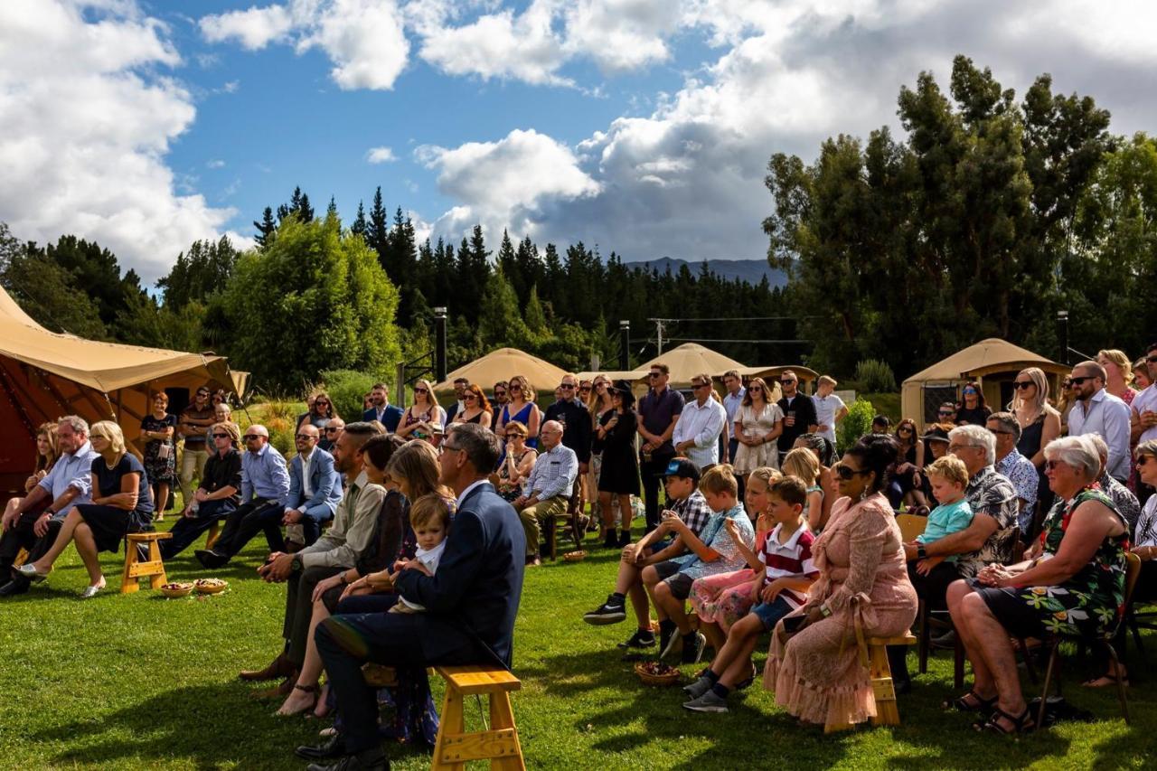 Oasis Yurt Lodge Wanaka Exterior photo